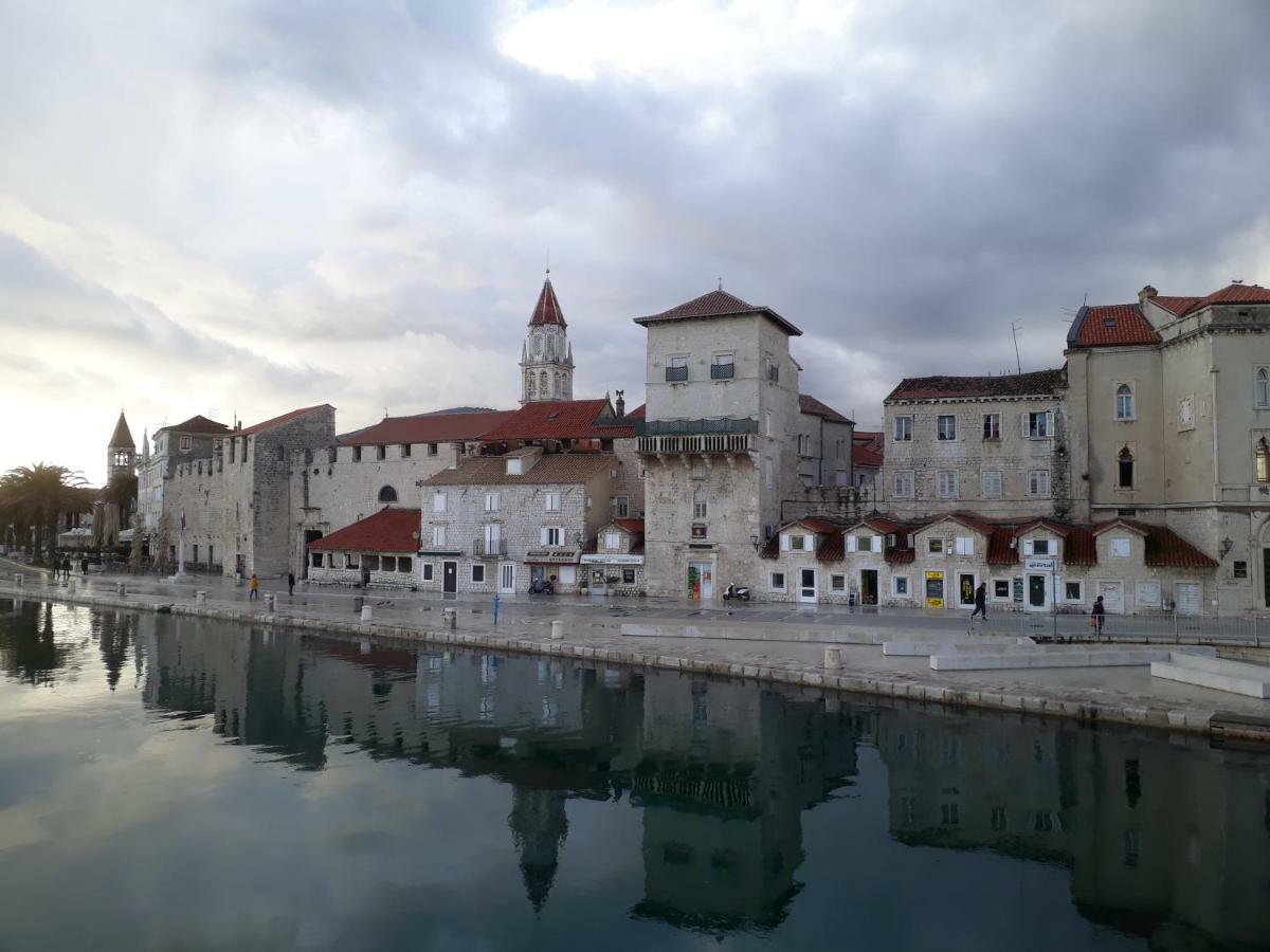 Apartman Buble Trogir Exterior foto
